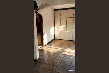 Foto 04 de casa para alugar com 5 quartos, 360m² em Alto de Pinheiros, São Paulo