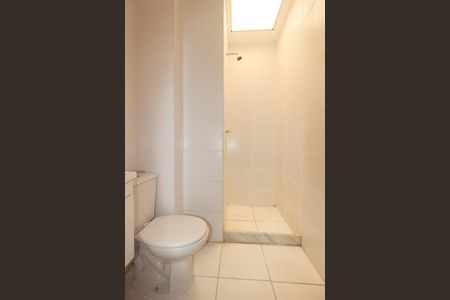 Casa de condomínio para alugar com 63m², 2 quartos e 1 vaga Casa de condomínio para alugar com 63m², 2 quartos e 1 vagaBanheiro 1