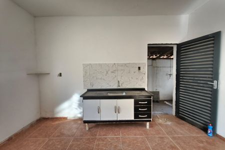Casa à venda com 380m², 3 quartos e 6 vagas Casa à venda com 380m², 3 quartos e 6 vagasCozinha
