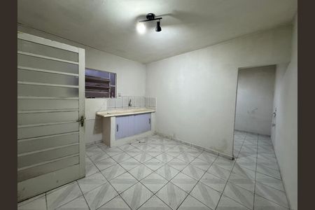 Casa para alugar com 50m², 1 quarto e sem vaga Casa para alugar com 50m², 1 quarto e sem vagaCozinha