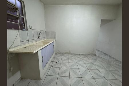 Cozinha de casa para alugar com 1 quarto, 50m² em Jardim das Flores, Osasco