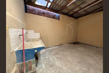Área de Serviço de casa para alugar com 1 quarto, 50m² em Jardim das Flores, Osasco