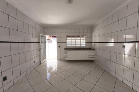 Cozinha de casa para alugar com 2 quartos, 105m² em Jardim Garcia, Campinas