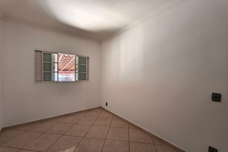 Casa para alugar com 105m², 2 quartos e 1 vaga Casa para alugar com 105m², 2 quartos e 1 vagaQuarto 1