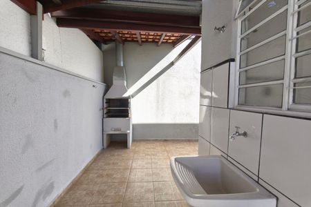 Casa para alugar com 105m², 2 quartos e 1 vaga Casa para alugar com 105m², 2 quartos e 1 vagaÁrea de Serviço