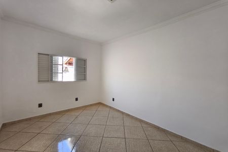 Quarto 2 de casa para alugar com 2 quartos, 105m² em Jardim Garcia, Campinas