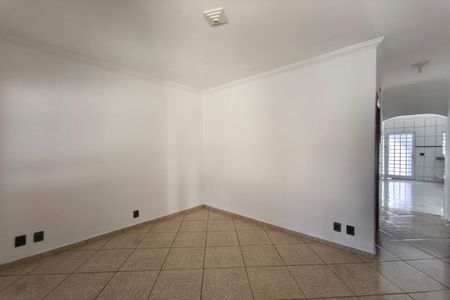 Sala de casa para alugar com 2 quartos, 105m² em Jardim Garcia, Campinas