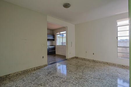 Casa à venda com 3 quartos, 300m² em Parque Xangri-lá, Contagem