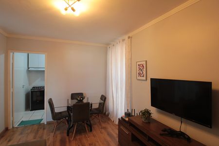 Sala de apartamento à venda com 2 quartos, 50m² em Santa Monica, Belo Horizonte