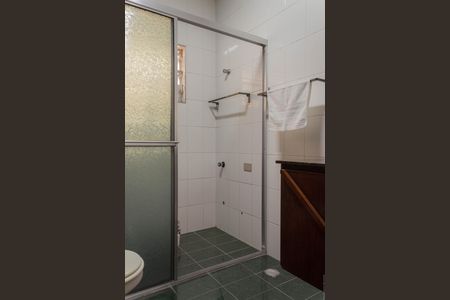 Banheiro de casa para alugar com 2 quartos, 216m² em Jardim Calux, São Bernardo do Campo