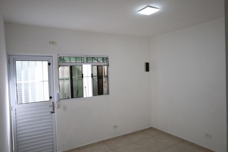 Casa para alugar com 1 quarto, 40m² em Socorro, São Paulo