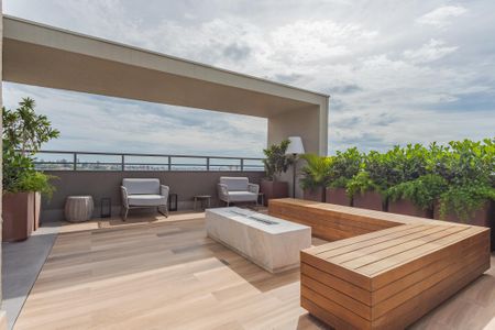 Studio para alugar com 43m², 1 quarto e 1 vaga Studio para alugar com 43m², 1 quarto e 1 vagaÁrea comum - Rooftop