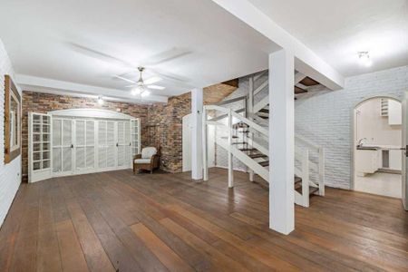 Sala de casa para alugar com 4 quartos, 277m² em Centro, Gravataí