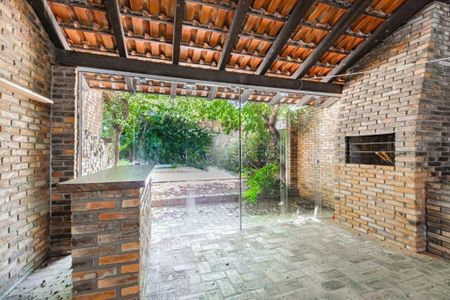 Casa para alugar com 277m², 4 quartos e 3 vagas Casa para alugar com 277m², 4 quartos e 3 vagasÁrea externa
