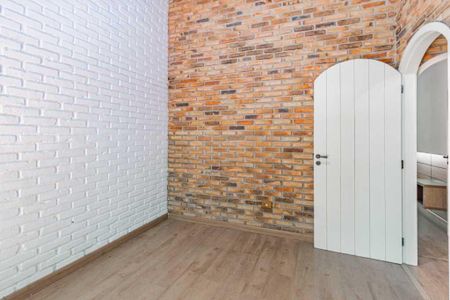 Casa para alugar com 277m², 4 quartos e 3 vagas Casa para alugar com 277m², 4 quartos e 3 vagasQuarto 4