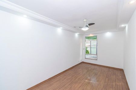 Sala de apartamento para alugar com 2 quartos, 58m² em Irajá, Rio de Janeiro