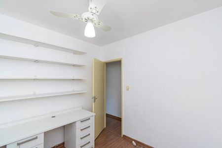 Quarto 1 de apartamento para alugar com 2 quartos, 58m² em Irajá, Rio de Janeiro