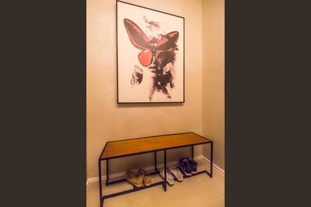 Apartamento à venda com 180m², 3 quartos e 3 vagas Apartamento à venda com 180m², 3 quartos e 3 vagasEntrada