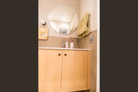 Apartamento à venda com 180m², 3 quartos e 3 vagas Apartamento à venda com 180m², 3 quartos e 3 vagasBanheiro da Suíte