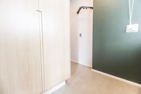 Apartamento à venda com 180m², 3 quartos e 3 vagas Apartamento à venda com 180m², 3 quartos e 3 vagasÁrea de Serviço