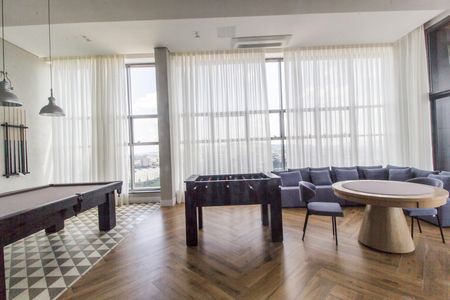 Apartamento à venda com 180m², 3 quartos e 3 vagas Apartamento à venda com 180m², 3 quartos e 3 vagasSala de Jogos