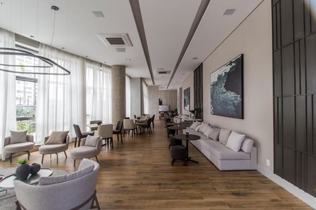 Apartamento à venda com 180m², 3 quartos e 3 vagas Apartamento à venda com 180m², 3 quartos e 3 vagasÁrea comum - Salão de festas