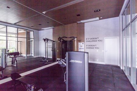 Apartamento à venda com 180m², 3 quartos e 3 vagas Apartamento à venda com 180m², 3 quartos e 3 vagasAcademia