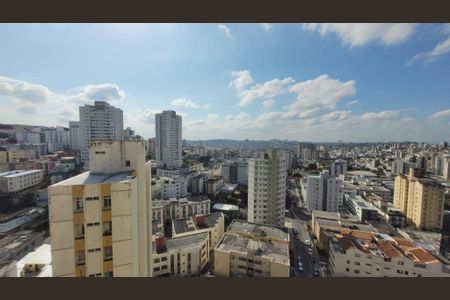 Apartamento para alugar com 76m², 3 quartos e 1 vaga