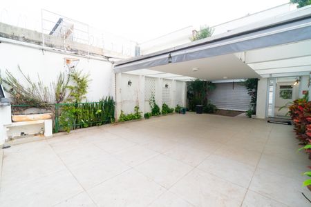 Garagem de casa à venda com 3 quartos, 350m² em Planalto Paulista, São Paulo