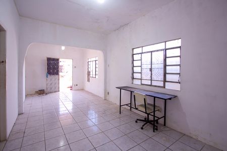 Sala de casa para alugar com 3 quartos, 100m² em Miriambi, São Gonçalo