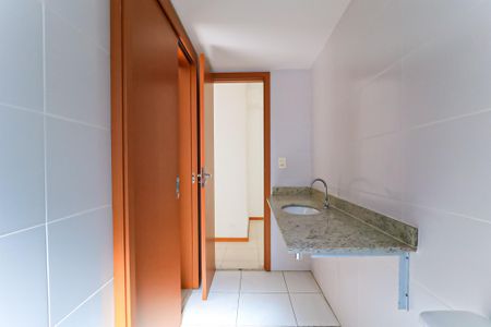 Apartamento à venda com 62m², 2 quartos e 1 vaga Apartamento à venda com 62m², 2 quartos e 1 vagaBanheiro Social