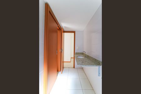 Apartamento à venda com 62m², 2 quartos e 1 vaga Apartamento à venda com 62m², 2 quartos e 1 vagaBanheiro Social