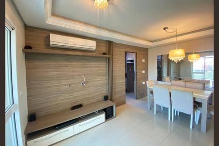 Sala de apartamento para alugar com 3 quartos, 93m² em Jansen, Gravataí