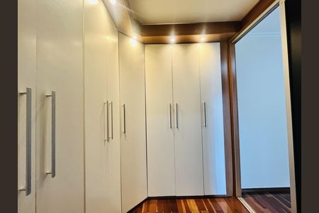 Quarto de casa à venda com 3 quartos, 153m² em Paraíso, Santo André