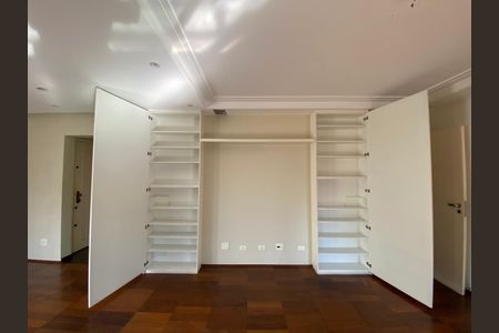 Apartamento à venda com 150m², 4 quartos e 3 vagas