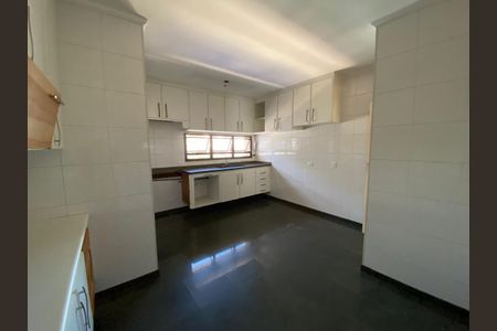 Apartamento à venda com 150m², 4 quartos e 3 vagas
