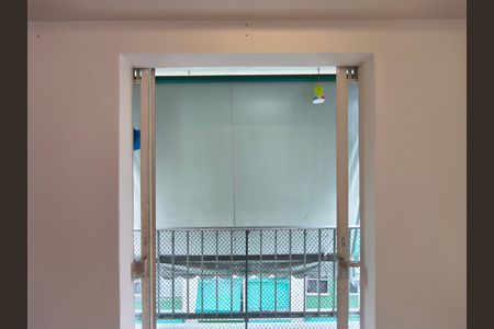 Apartamento para alugar com 48m², 2 quartos e sem vaga