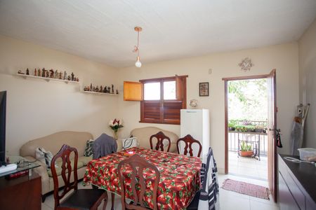 Casa à venda com 251m², 5 quartos e 2 vagasCasa 2 - Sala