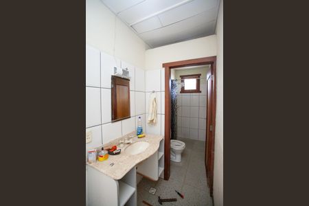 Casa à venda com 251m², 5 quartos e 2 vagasBanheiro social