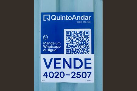 Casa à venda com 251m², 5 quartos e 2 vagasPlaca