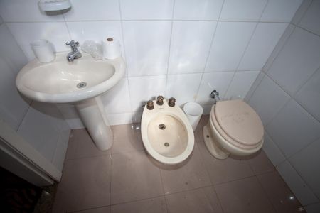 Casa à venda com 251m², 5 quartos e 2 vagasCasa 2 - Banheiro da Suíte