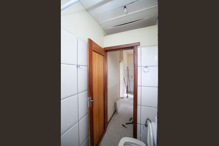 Casa à venda com 251m², 5 quartos e 2 vagasBanheiro social