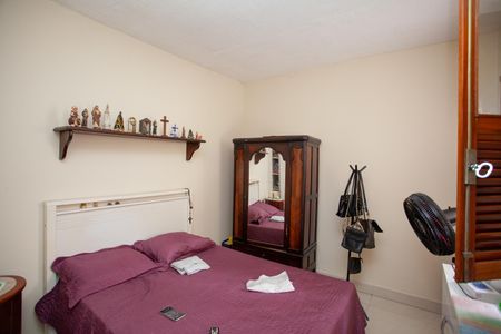 Casa à venda com 251m², 5 quartos e 2 vagasCasa 2 - Quarto 2