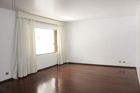Quarto 1 de casa à venda com 4 quartos, 500m² em Vila Cordeiro, São Paulo