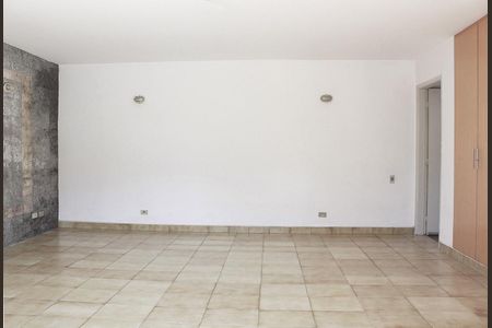 Sala de casa à venda com 4 quartos, 500m² em Vila Cordeiro, São Paulo