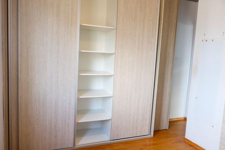 Apartamento para alugar com 75m², 2 quartos e 1 vagaQuarto 2 - Suíte