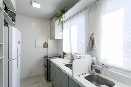 Cozinha e Área de Serviço de apartamento à venda com 2 quartos, 55m² em Santa Efigênia, Belo Horizonte