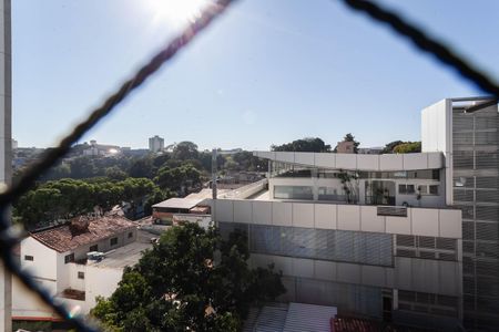 Vista da suíte de apartamento à venda com 2 quartos, 55m² em Santa Efigênia, Belo Horizonte