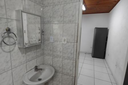 Banheiro de casa para alugar com 1 quarto, 45m² em Santa Maria, São Caetano do Sul