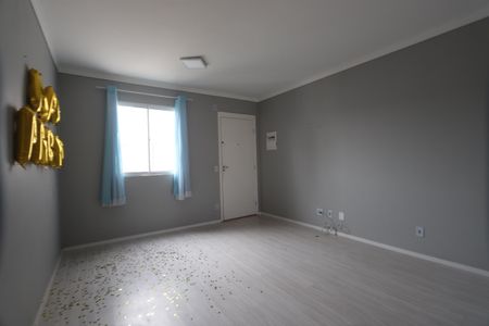Sala de apartamento para alugar com 2 quartos, 49m² em Jardim da Laranjeira (zona Leste), São Paulo